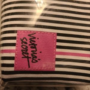 VS cosmetic bag set of three